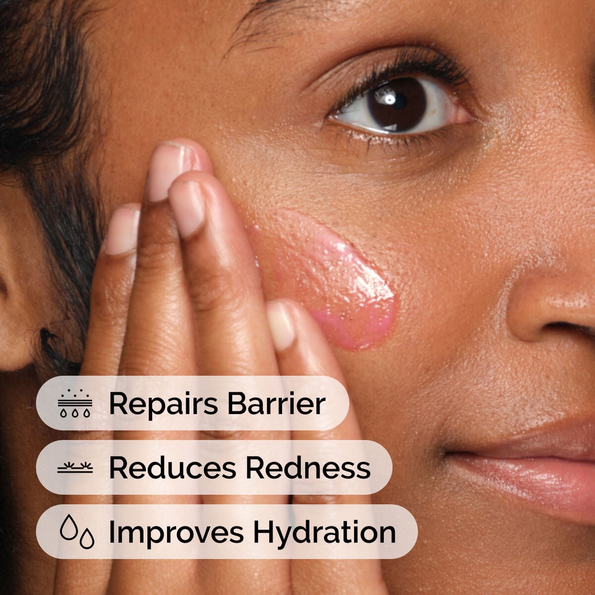 soothing-and-barrier-support-serum-i4 ord-soothing-barrier-support-serum-model-application-with-benefits.jpg